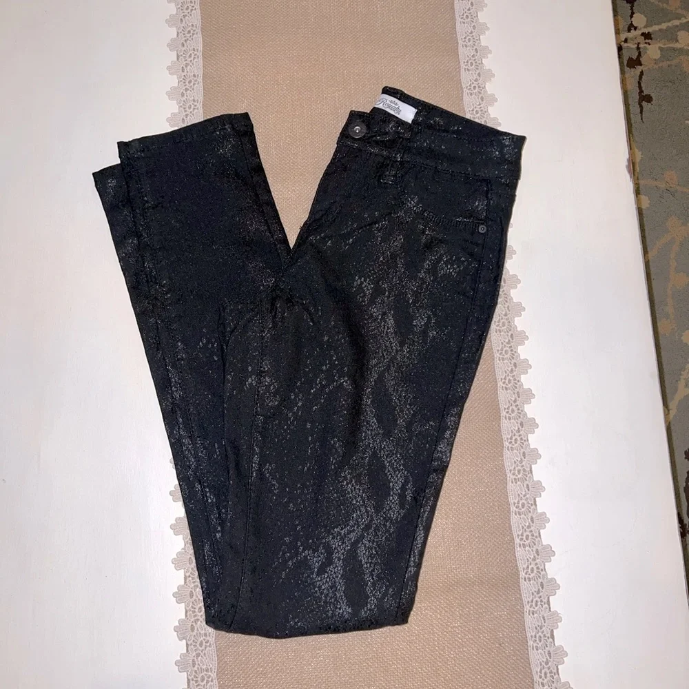 Snakeskin Print Skinny Pants - Picture 1 of 12